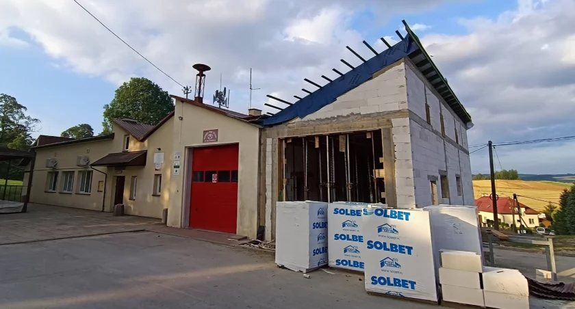 W Olchowej gmina buduje strażakom garaż