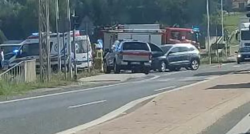 Dwoje rannych w szpitalu po porannym zderzeniu koło Majstra