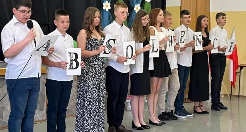 Średnie wyniki egzaminu ósmoklasisty w powiecie niższe niż w województwie