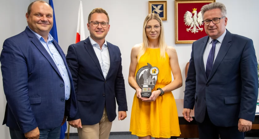 Była dekoracja, wywiady, gratulacje u burmistrza. Tyle, że nie było zwycięstw
