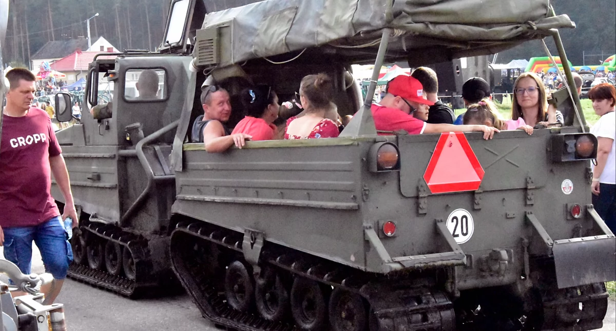 Piknik Militarno-Historyczny w Bliźnie - tłumy obejrzały inscenizację