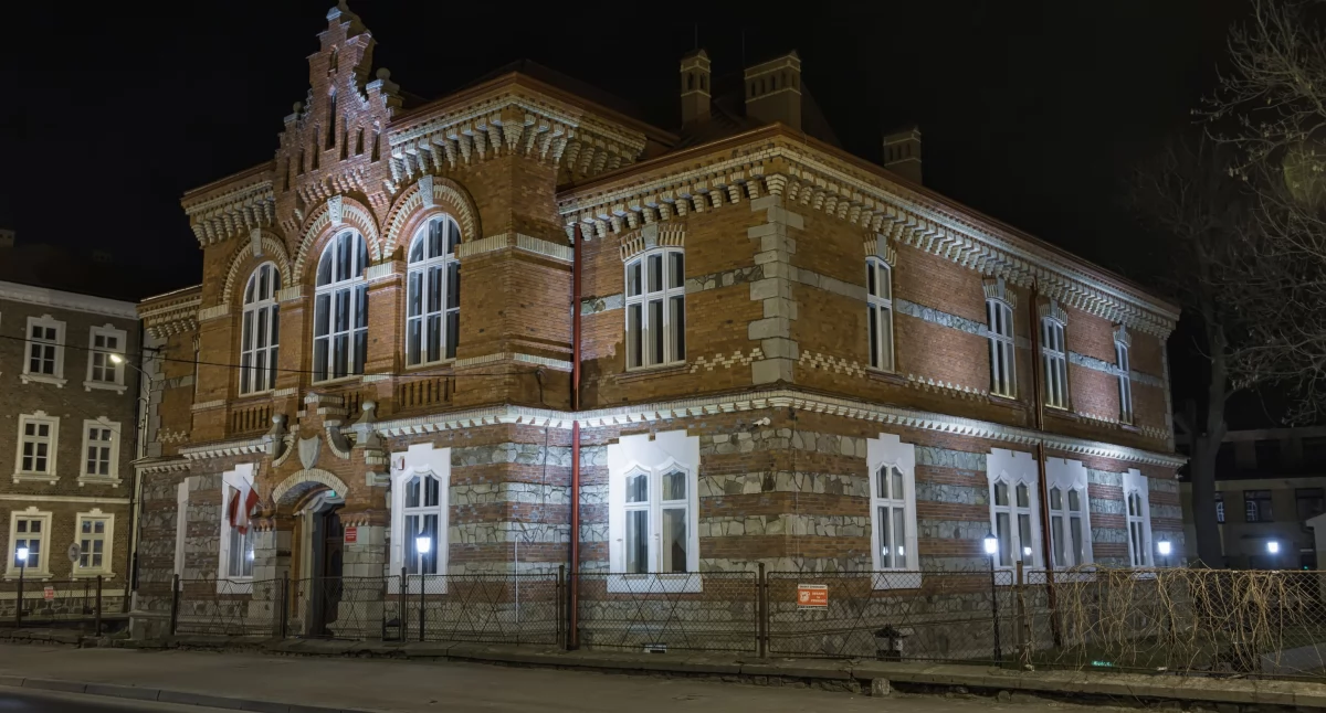 Artystyczne spotkanie dla każdego. PCEK Ropczyce zaprasza na „Rodzinną niedzielę ze sztuką”