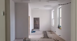 Zdjęcie przedstawia: Ile za dziecko w żłobku w Iwierzycach i jak idą przygotowania