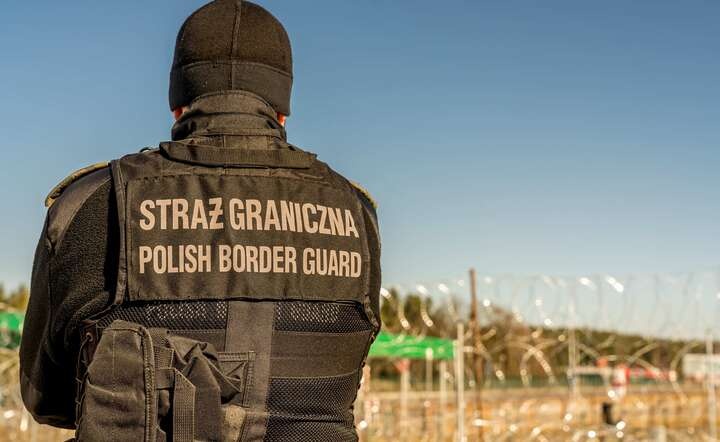 Strefa buforowa na 60 kilometrach granicy. Siemoniak podpisał, a co z lokalnym biznesem