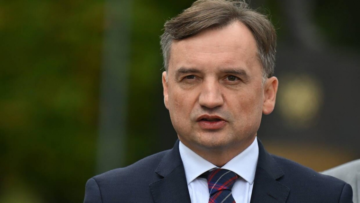 Zaplanowano przesłuchanie Zbigniewa Ziobro. Przez termin, wakacji nie będzie