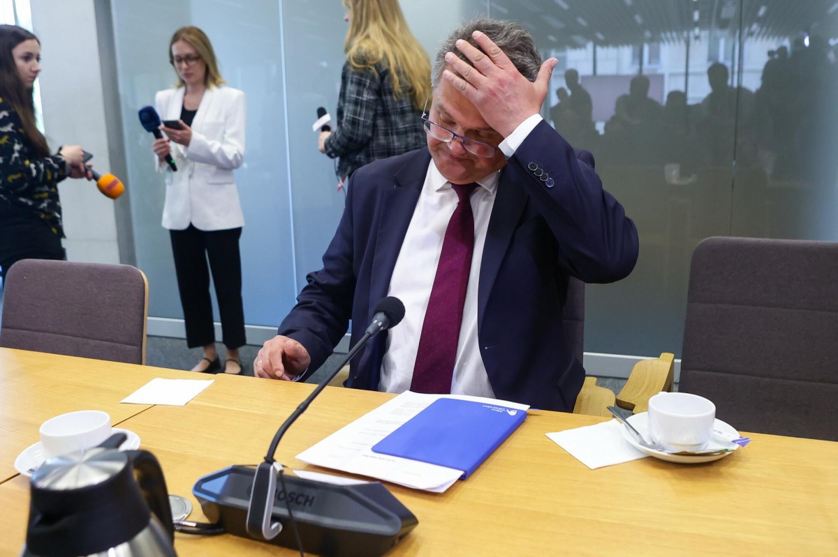 Wąsik dostał ostrzeżenie. Szczerba zapowiada pozew podczas Komisji Śledczej