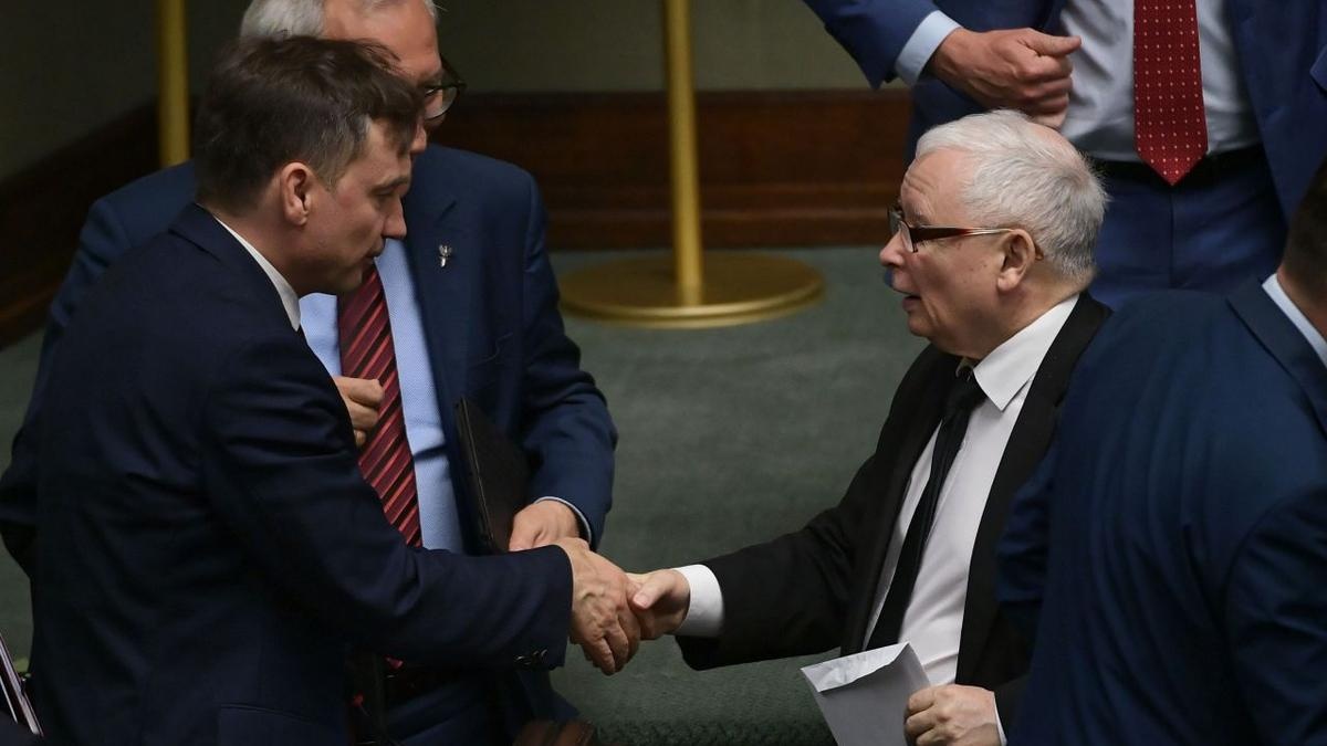 Dyrektor biura Ziobry zeznaje. Komisja Śledcza ds. Pegasusa na żywo