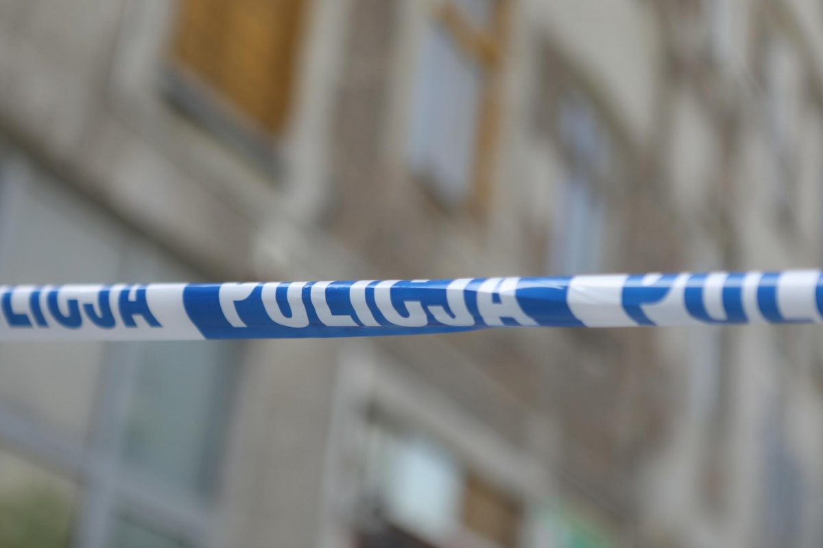 Podciął babci gardło, a potem chciał skoczyć z dachu. Dramat w Jastrzębiu-Zdrój