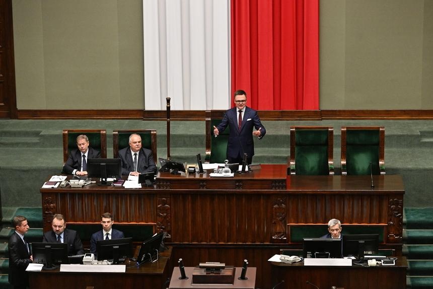 10. posiedzenie Sejmu na żywo. Awantura i show Bąkiewicza