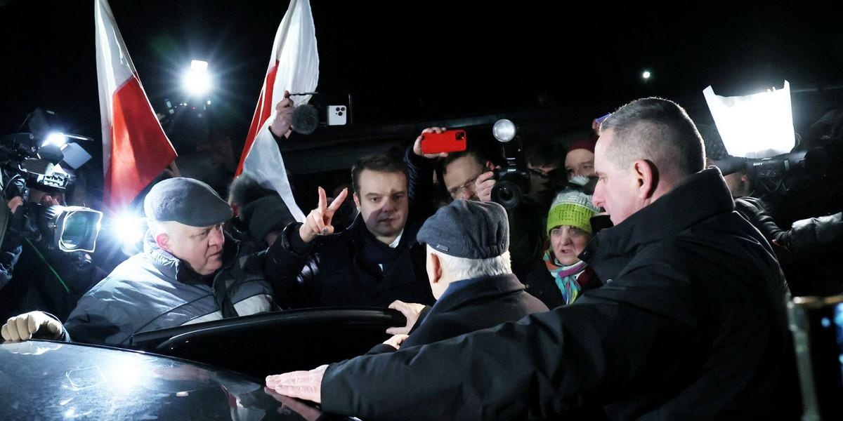 Polska scena polityczna. Między Konstytucją, a hipokryzją