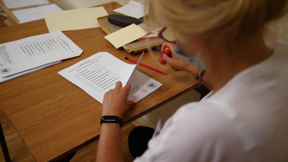 Najnowszy sondaż w sprawie referendum PiS. Dwie Polski