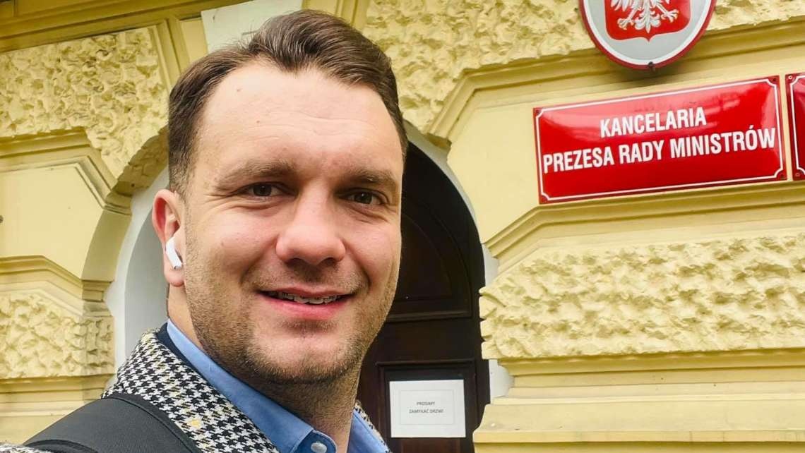 Człowiek bez skrupułów Łukasz Mejza kandydatem PiS