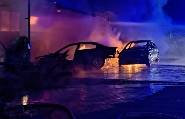 Kielce: pożar warsztatu samochodowego. Spłonęły samochody klientów
