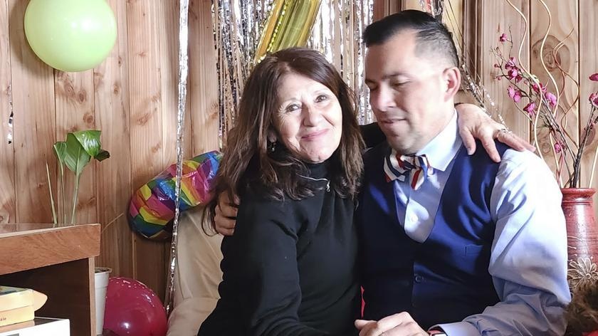 Szukała syna 42 lata! Historia Jimmy