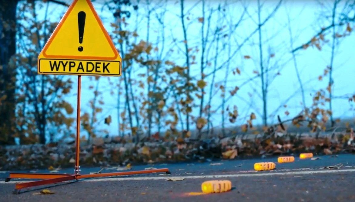 Tragiczny wypadek: 2 nie żyją, a 7 trafiło do szpitala