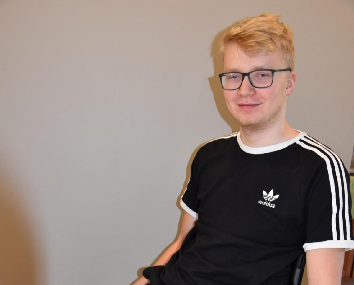 Inwalida Konrad Ziółkowski chodzi - sam to przyznał. Reakcja prokuratury [ŚLEDZTWO]