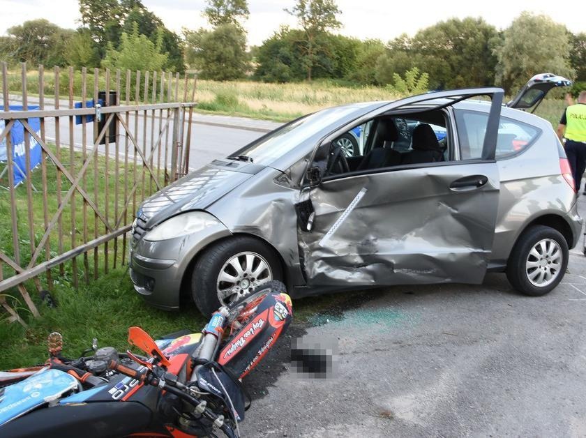 Majdan Leśniowski: wypadek motocyklisty! 15-latek nie żyje