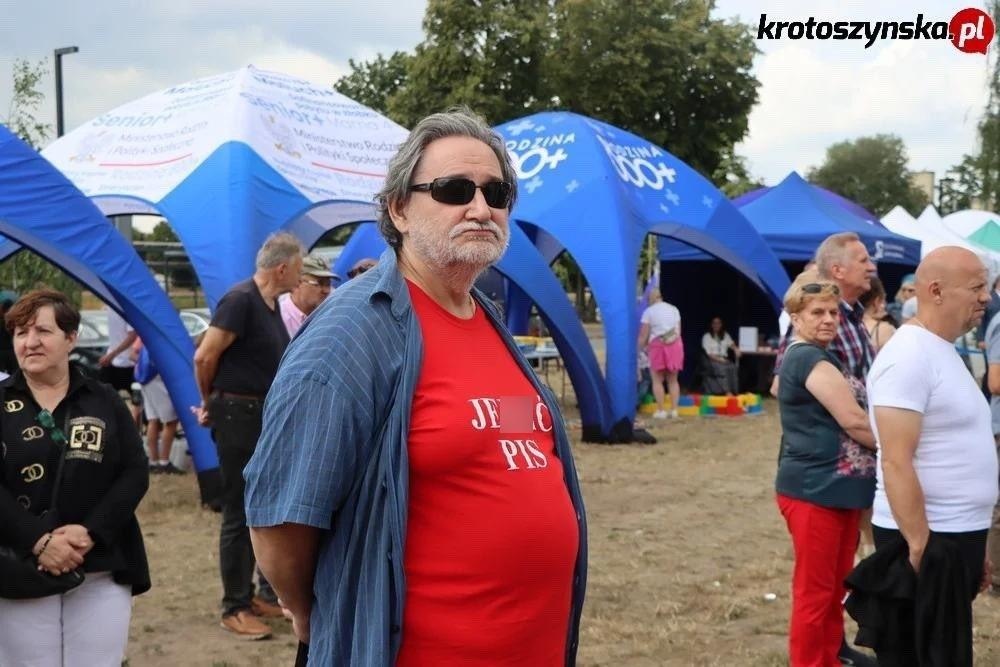 Piknik PiS: pan Janusz przyszedł w koszulce 