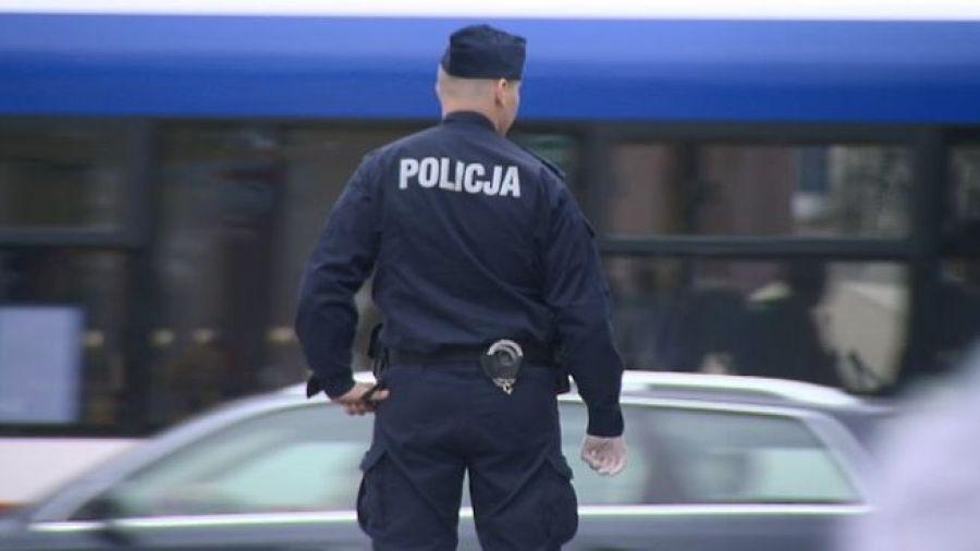 Wrocław: policjant zaatakowany nożem