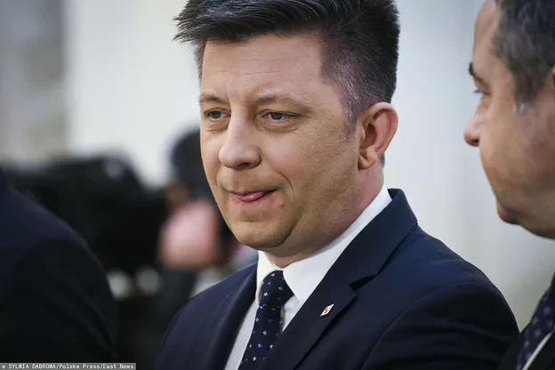 Dworczyk i jego fałszywa limuzyna. Brawurowy rajd ministra