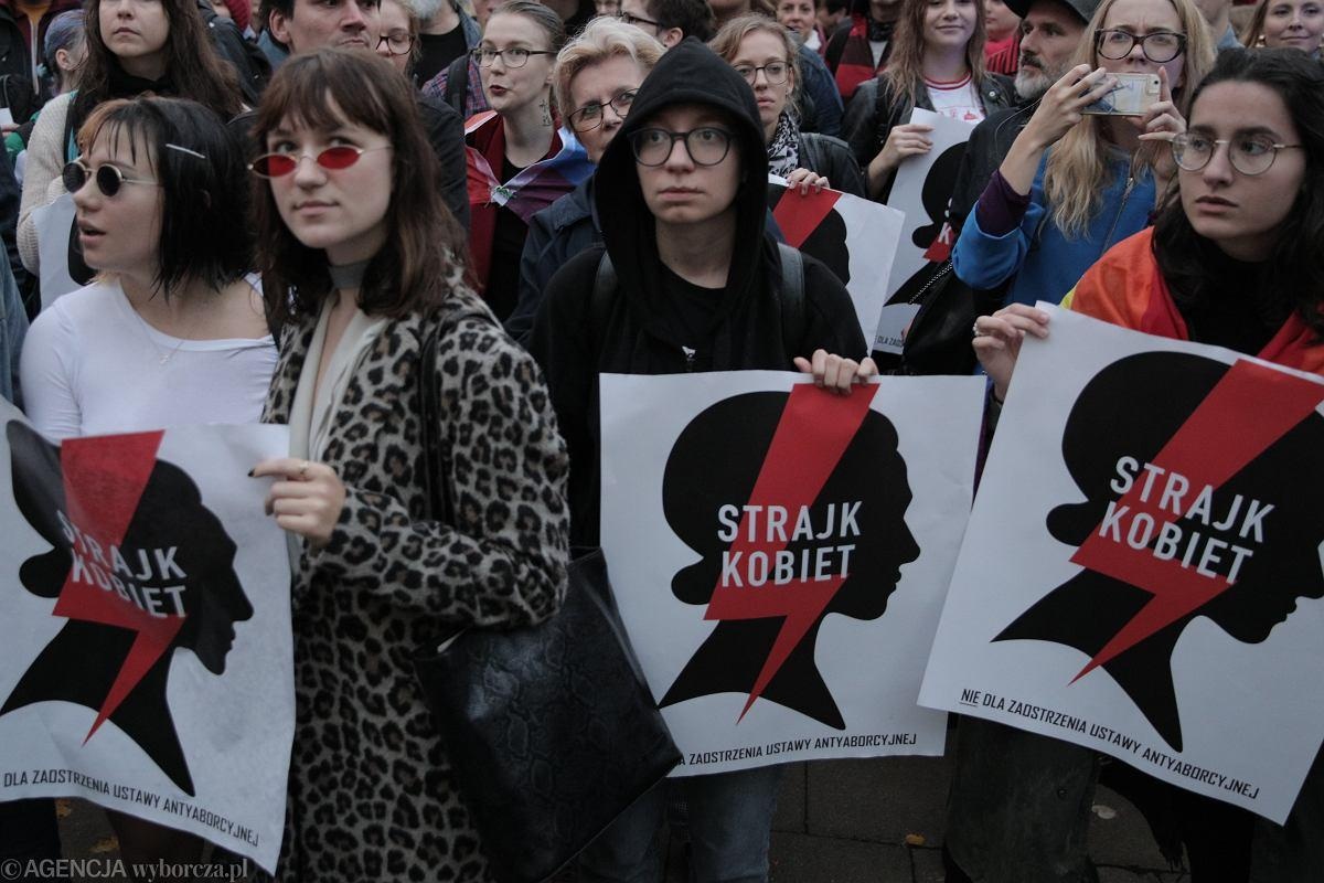 Piekło Kobiet trwa! Dziś protesty w 40 miastach