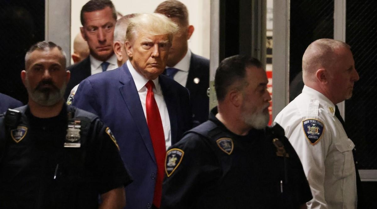 Donald Trump dostanie 7 zarzutów.