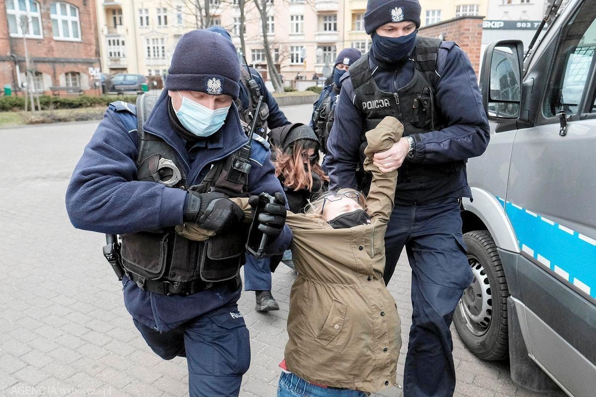 Ukradli skrzynie z amunicją! Prokuratura w szoku...