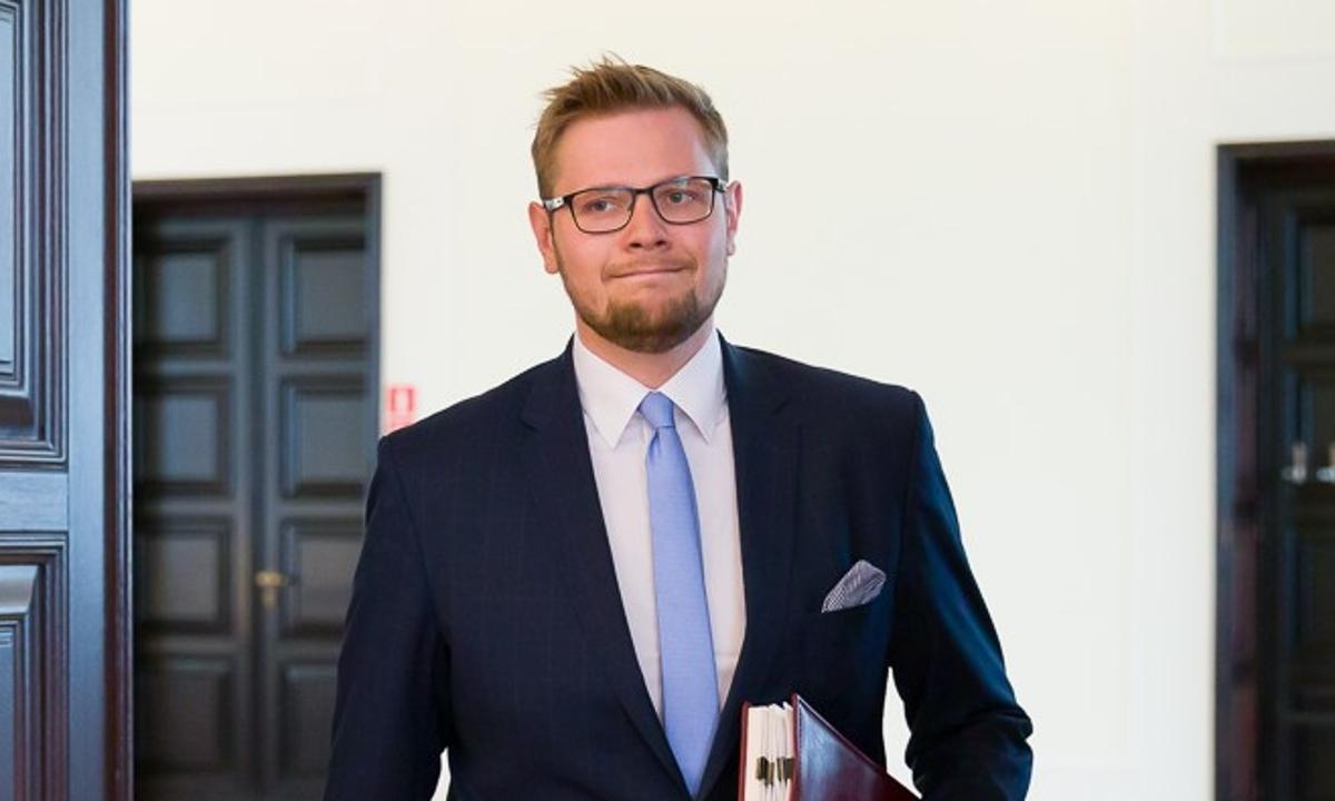 Michał Woś stracił immunitet. Kolega Ziobry odpowie za udział w mafii