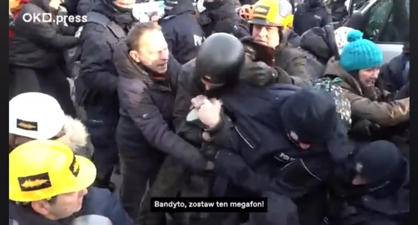 Arkadiusz Szczurek oskarżony o pytania do Kaczyńskiego. 