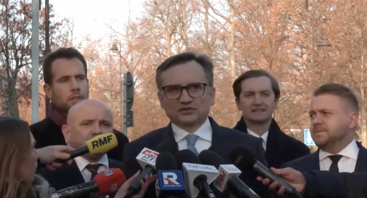 Ziobro stawi się przed komisją regulaminową. Już straszy Tuska i Bodnara prokuraturą 