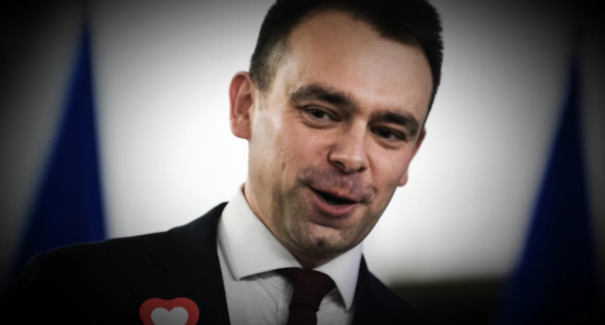 Czy Andrzej Domański wypłaci pieniądze dla PiS? Oto, co grozi ministrowi