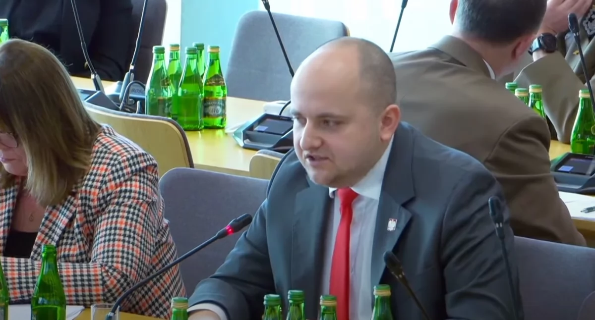 CBA zatrzymało dyrektorów Lasów Państwowych. 