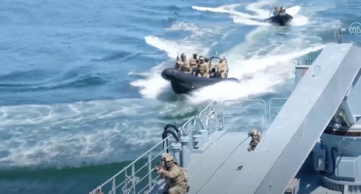 Manewry Security Belt-2025 w Zatoce Omańskiej. Rosja ćwiczy razem z Chinami i Iranem