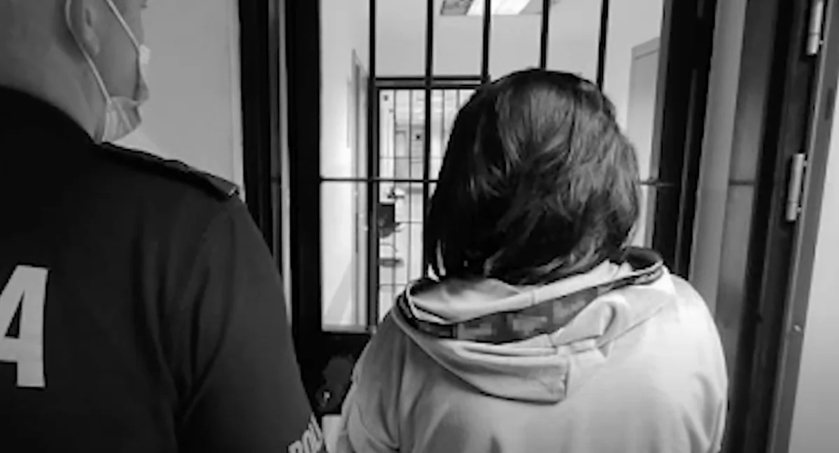 Policja rozbija gang trucicieli w Warszawie. Tak przejmowali nieruchomości ofiar
