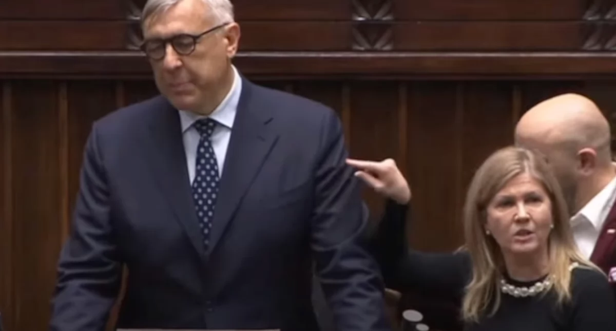 Oświadczenie majątkowe Iwony Arent. Czy stać ją na odszkodowanie dla Giertycha za 