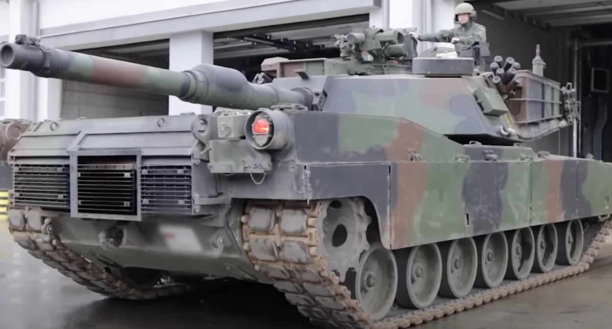 Polscy żołnierze po raz pierwszy strzelali z Abramsów M1A2 SEPv3