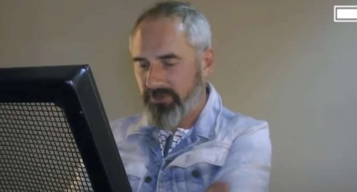 Kim jest Jacek Kopczyński? Aktor z „M jak miłość” i gwiazda awantury w Sejmie 
