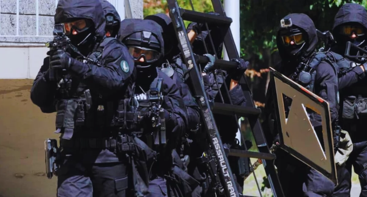 Trzech nastolatków planowało zamachy w Polsce. ABW udaremniła ataki terrorystyczne