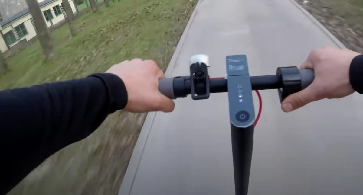 Statystyki wypadków na hulajnogach elektrycznych. Raport ITS zwraca uwagę na niebezpieczny trend