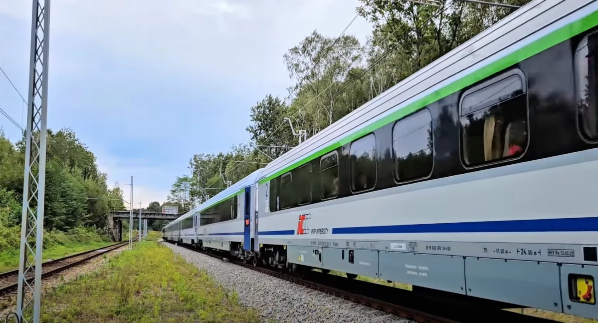 Pożar w pociągu Intercity na stacji w Rawiczu. Ewakuowano 70 osób