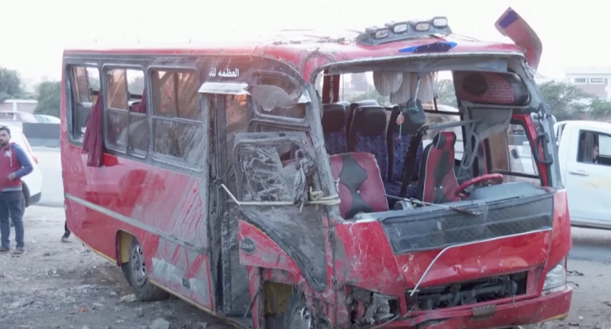 Wypadek autobusu w Egipcie. MSZ potwierdza, że dwoje Polaków nie żyje