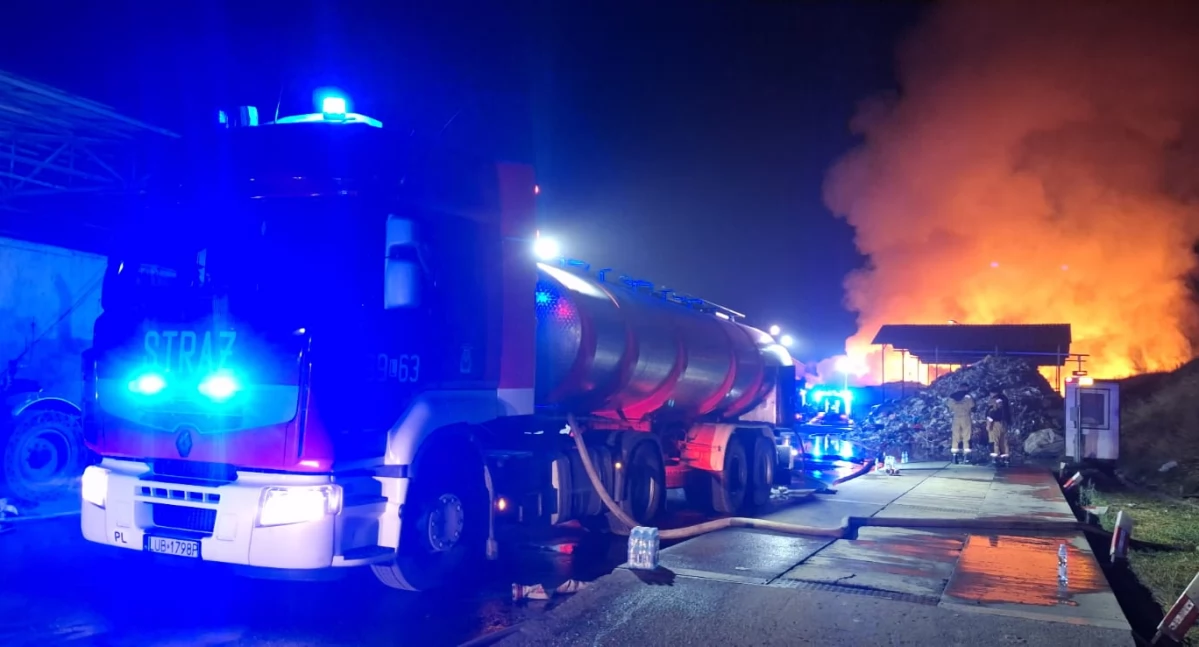 Pożar sortowni odpadów w Bełżycach. Prokuratura wyjaśnia przyczyny tragedii