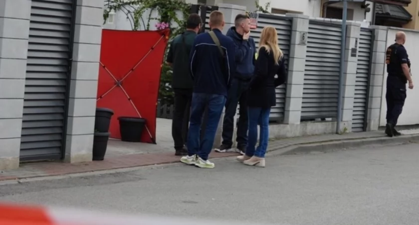 Wielka obława po zabójstwie w Raszynie. Finał na cmentarzu