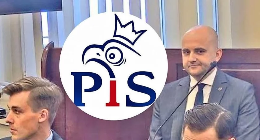 Ruszył proces Dariusza Mateckiego. Hejter z PiS oskarżony o wyprowadzenie 16,5 mln zł i pranie pieniędzy