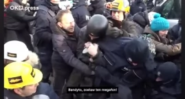 Arkadiusz Szczurek oskarżony o pytania do Kaczyńskiego. 