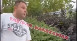Kibol zaatakował Ukraińca w Sosnowcu. Nagranie pokazuje, jak rasista grozi dziecku 