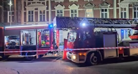 Tragiczny pożar w Gnieźnie: dwie ofiary śmiertelne, ewakuowano pięć osób. Trwa śledztwo