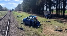 Tragedia na przejeździe kolejowym. Zginęła 43-latka w Maździe