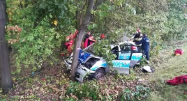 Radiowóz policji zderzył się z osobówką. Są ranni