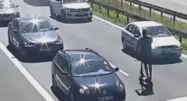 Pijany 68-latek na hulajnodze pod prąd na A2. Kierowcy myśleli, że to dziecko